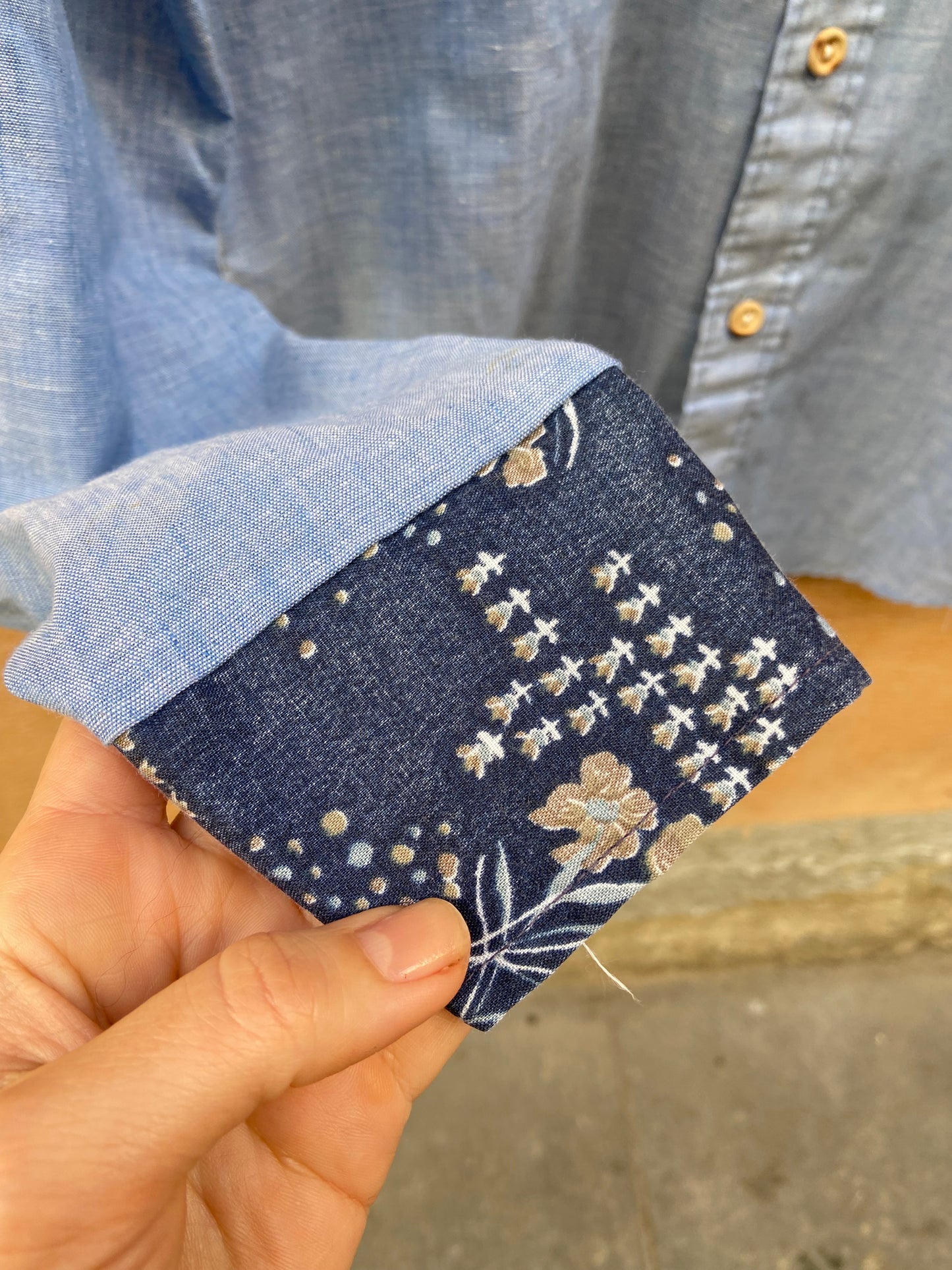 Camicia jeans floreale