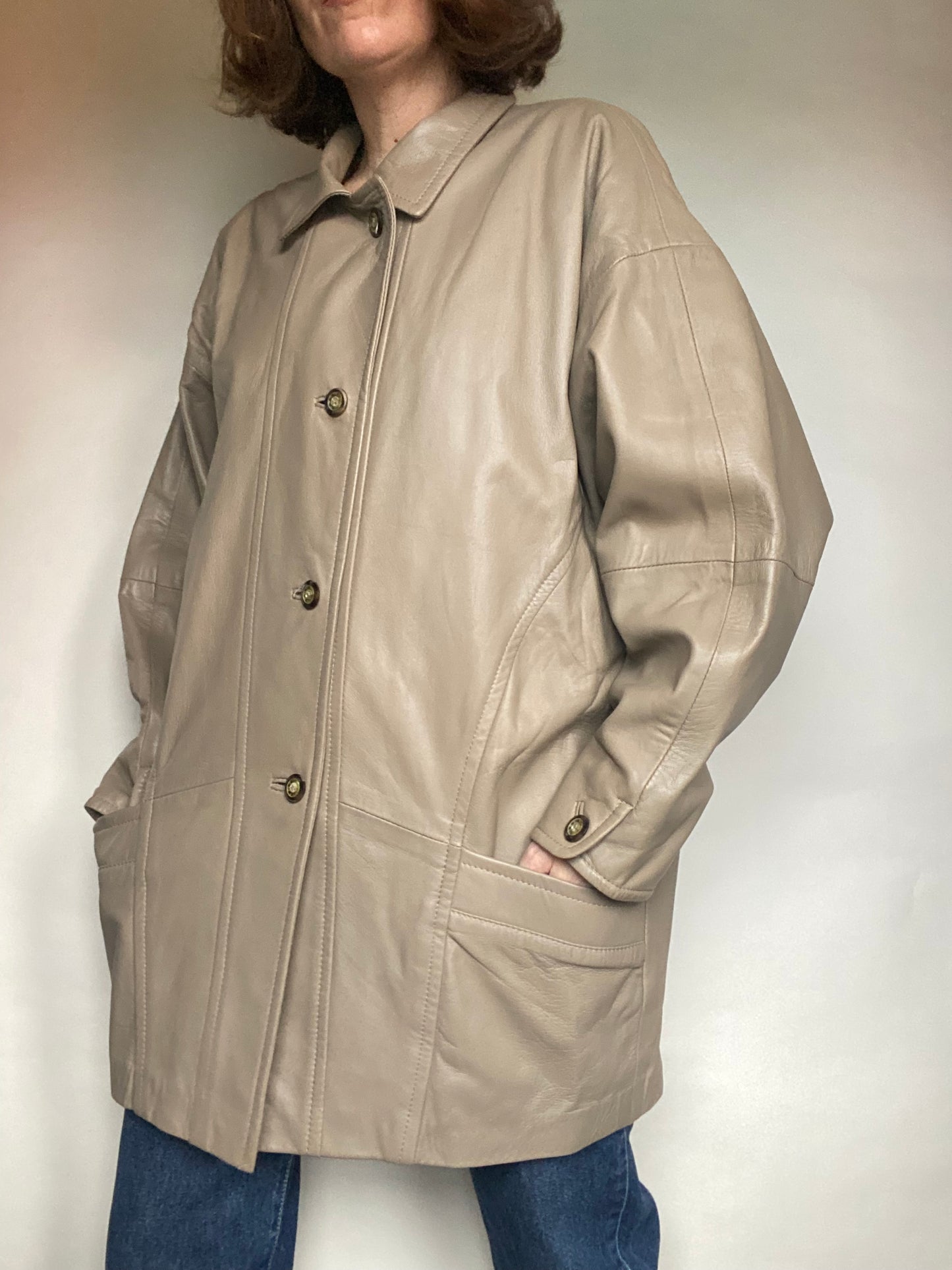 Giacca pelle tortora oversize