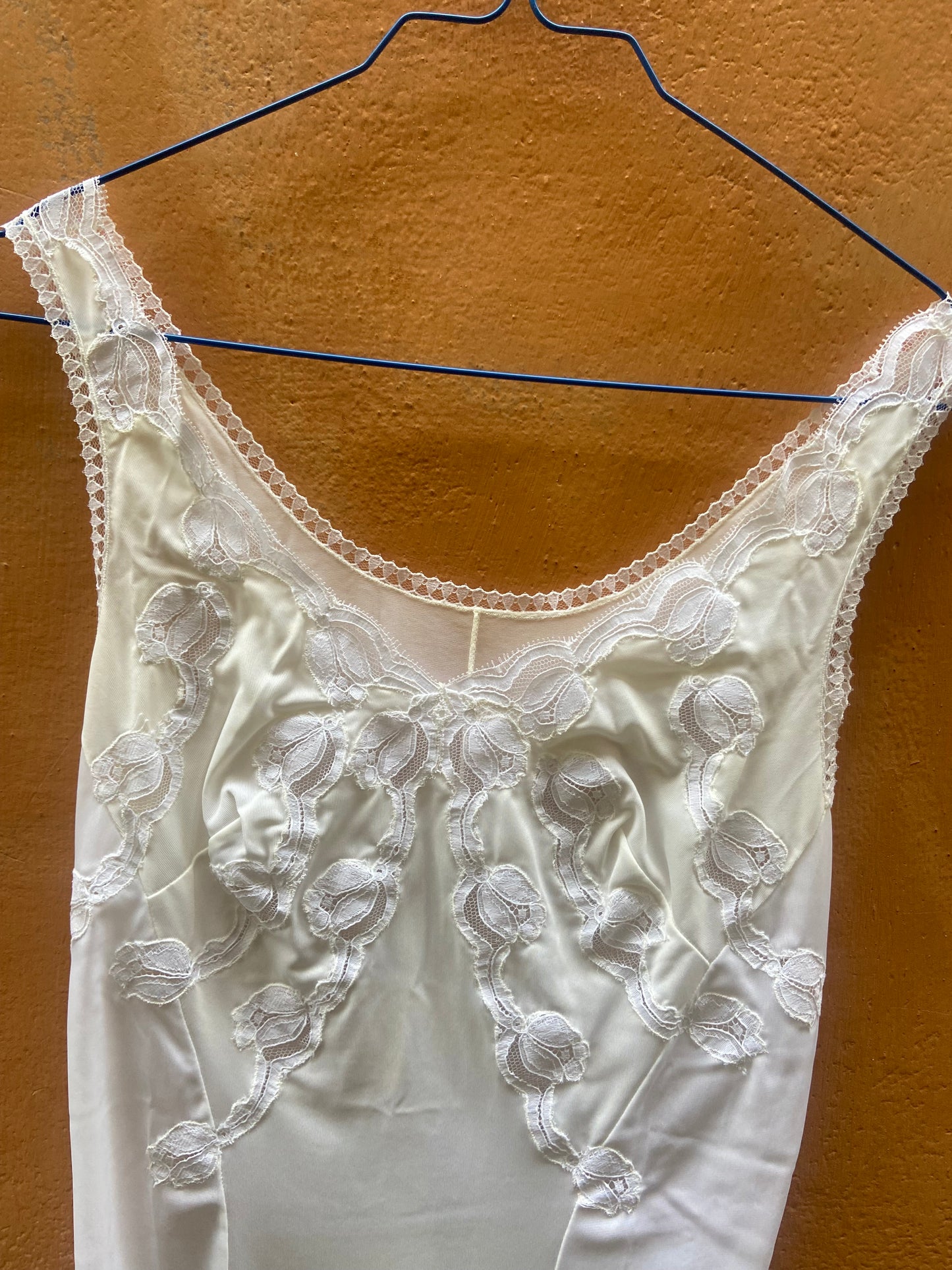 Sottoveste bianca