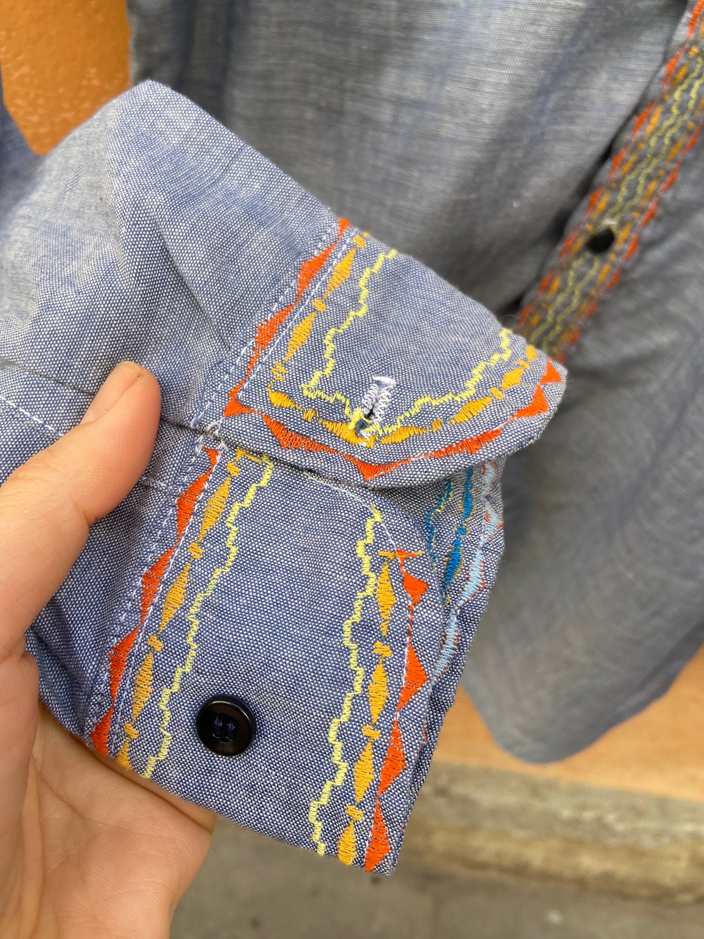 Camicia jeans impunture