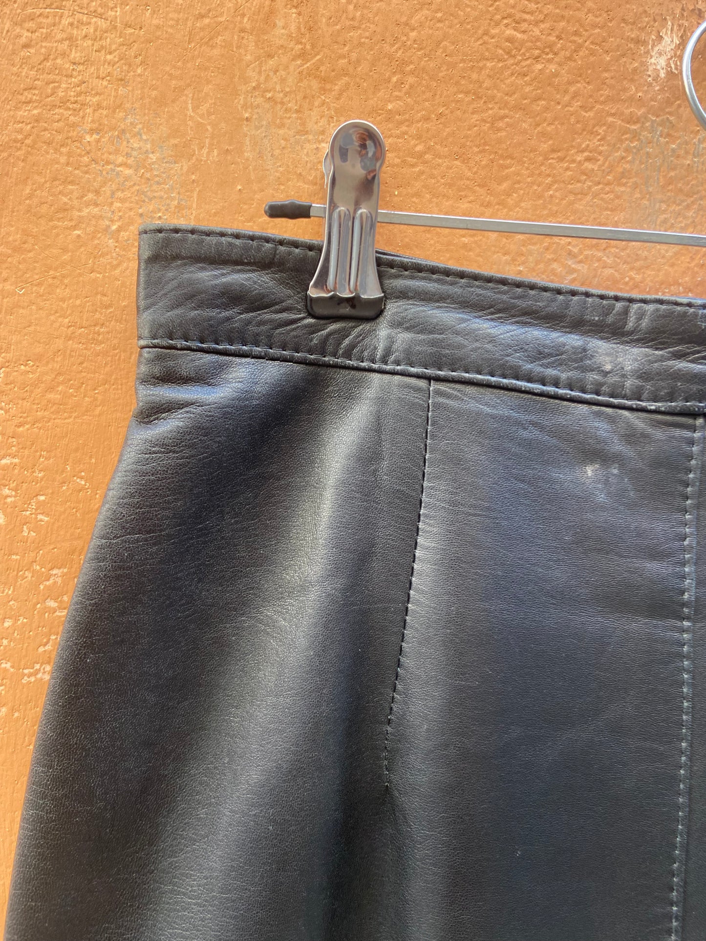 Midi pelle semplice