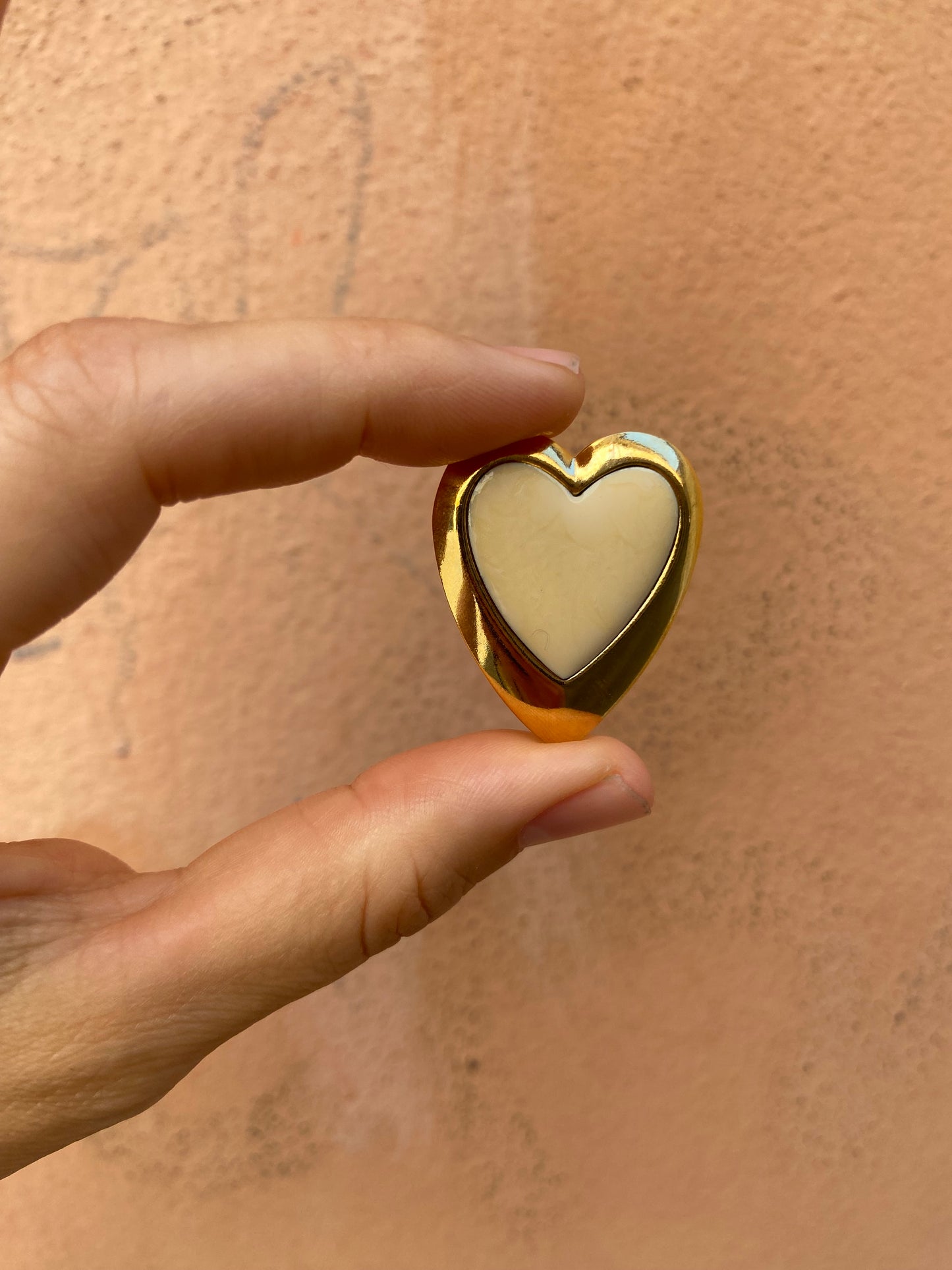 Orecchini, cuore, panna