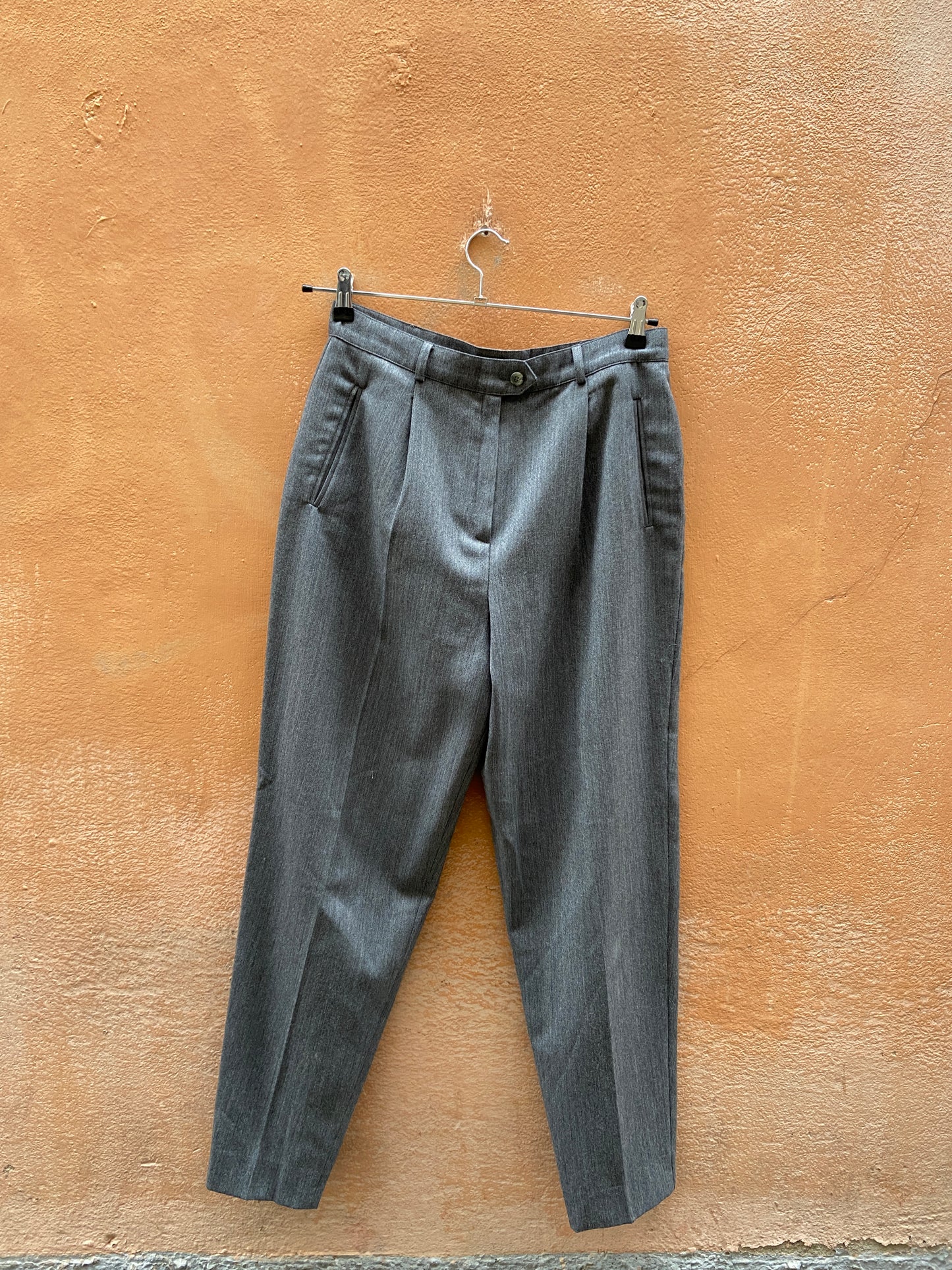 Completo pantalone grigio