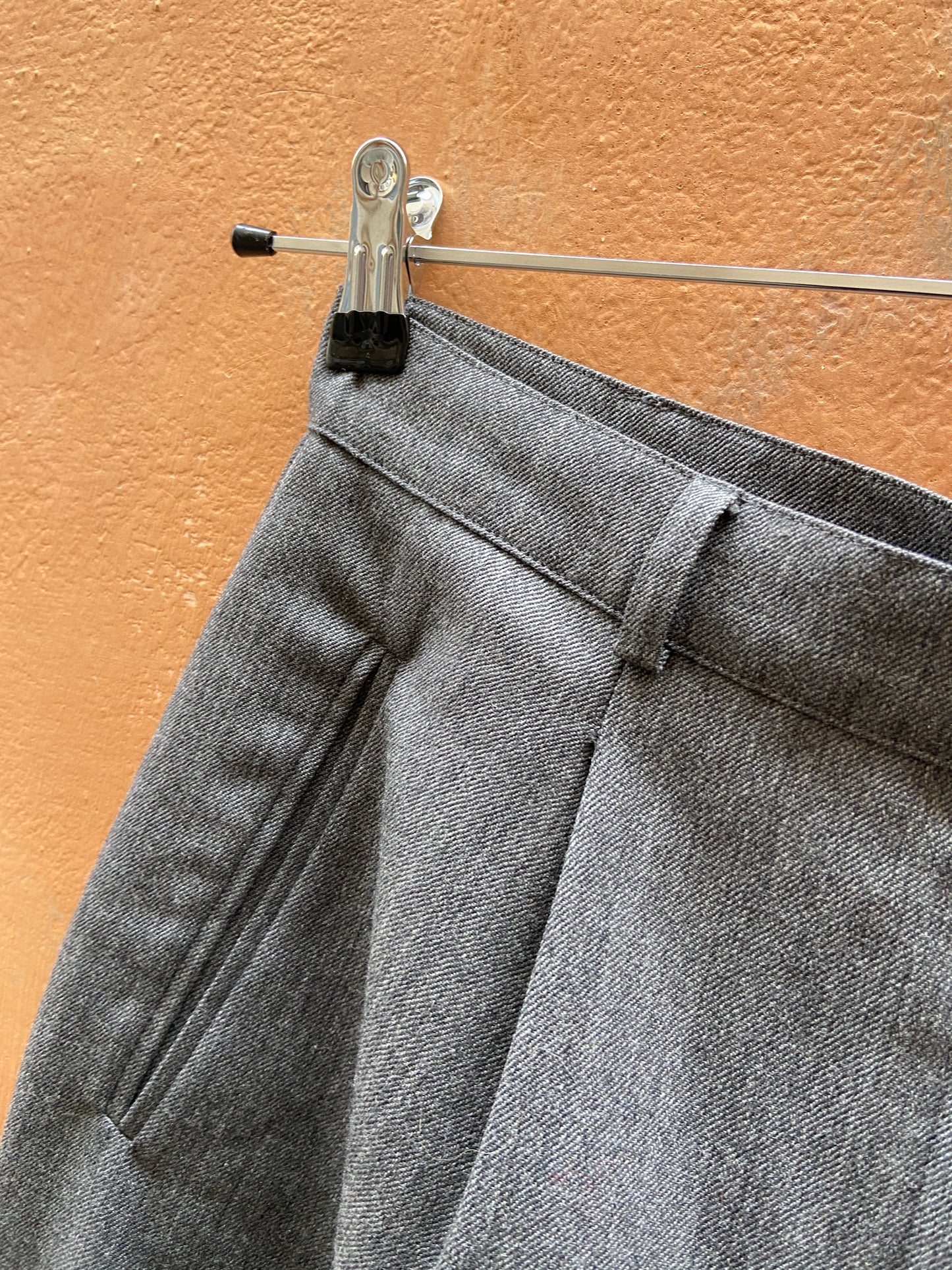Completo pantalone grigio