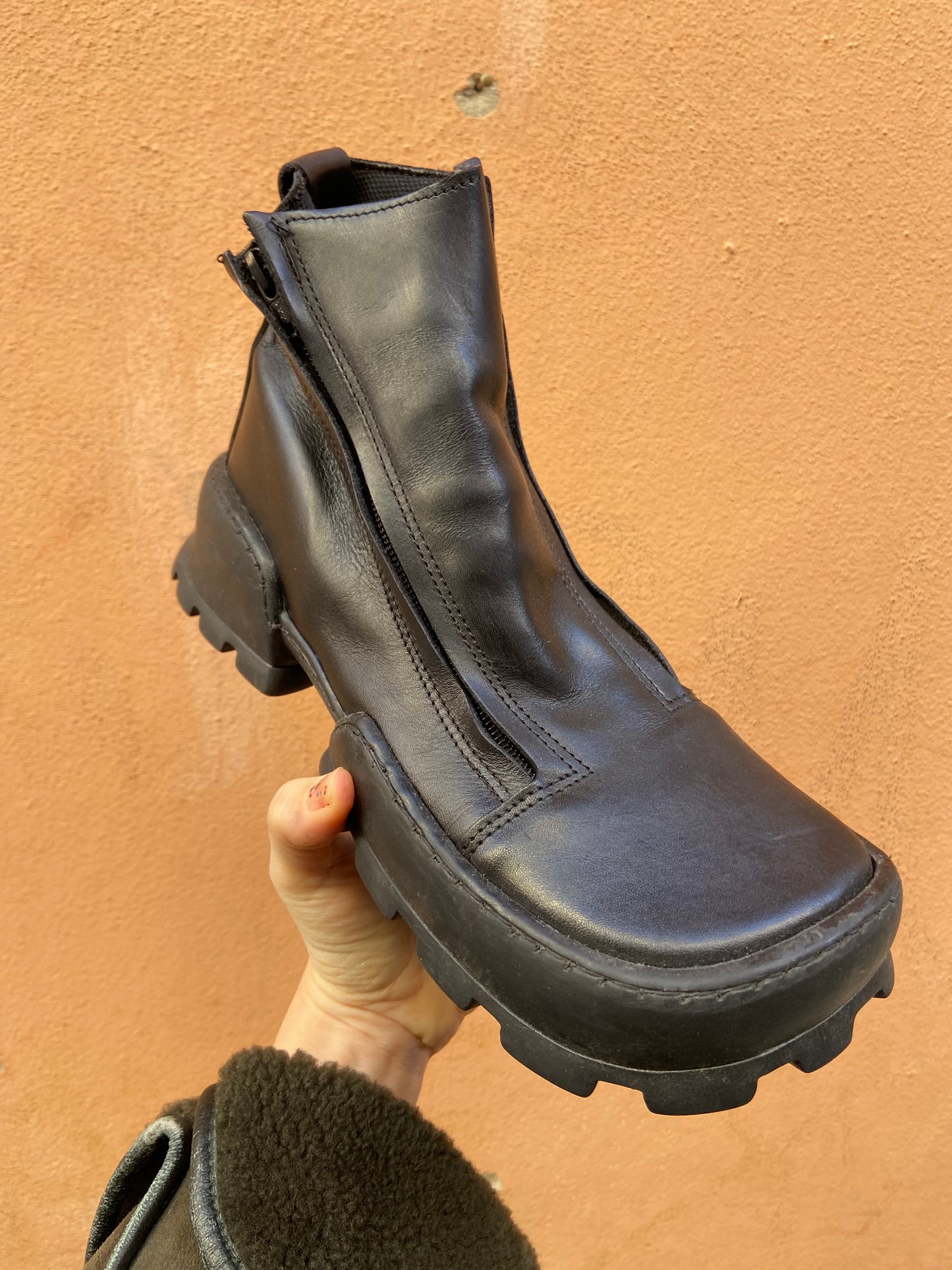 Stivaletto avangarde y2k