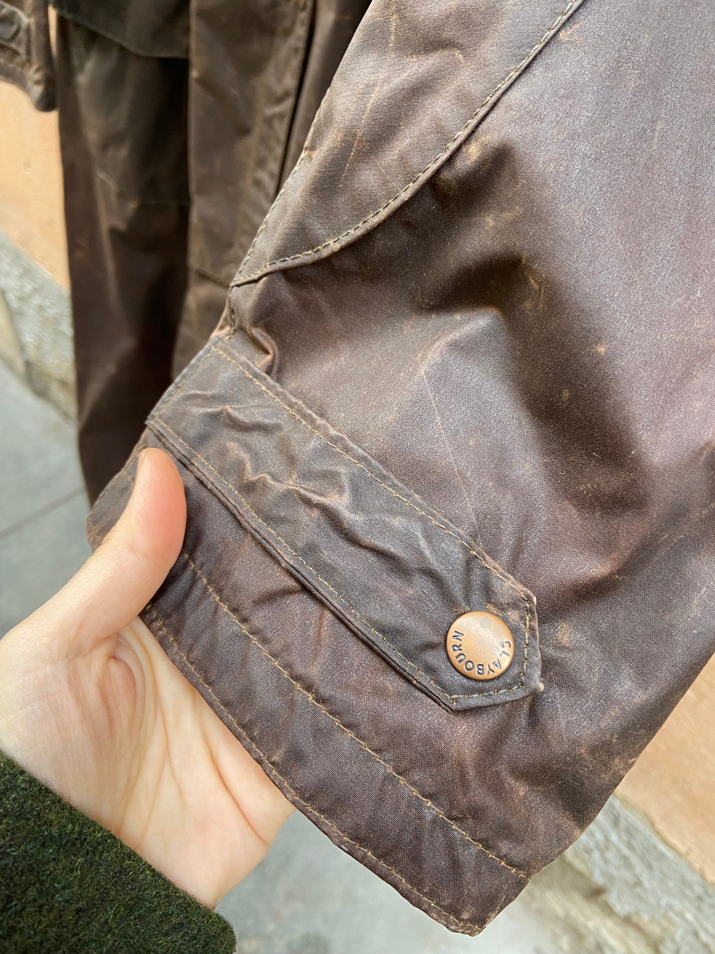 Impermeabile con mantella