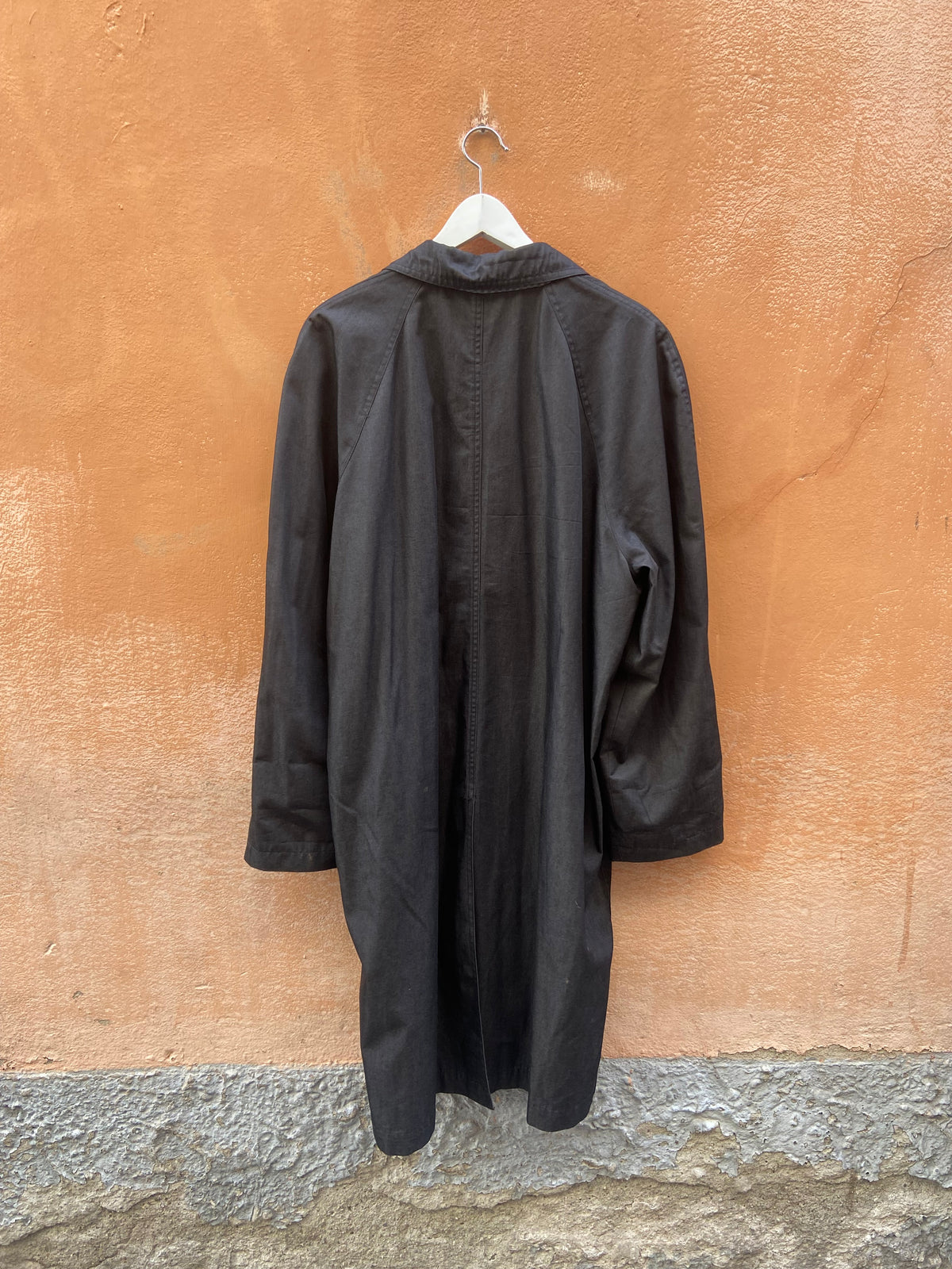 Trench antracite oversize