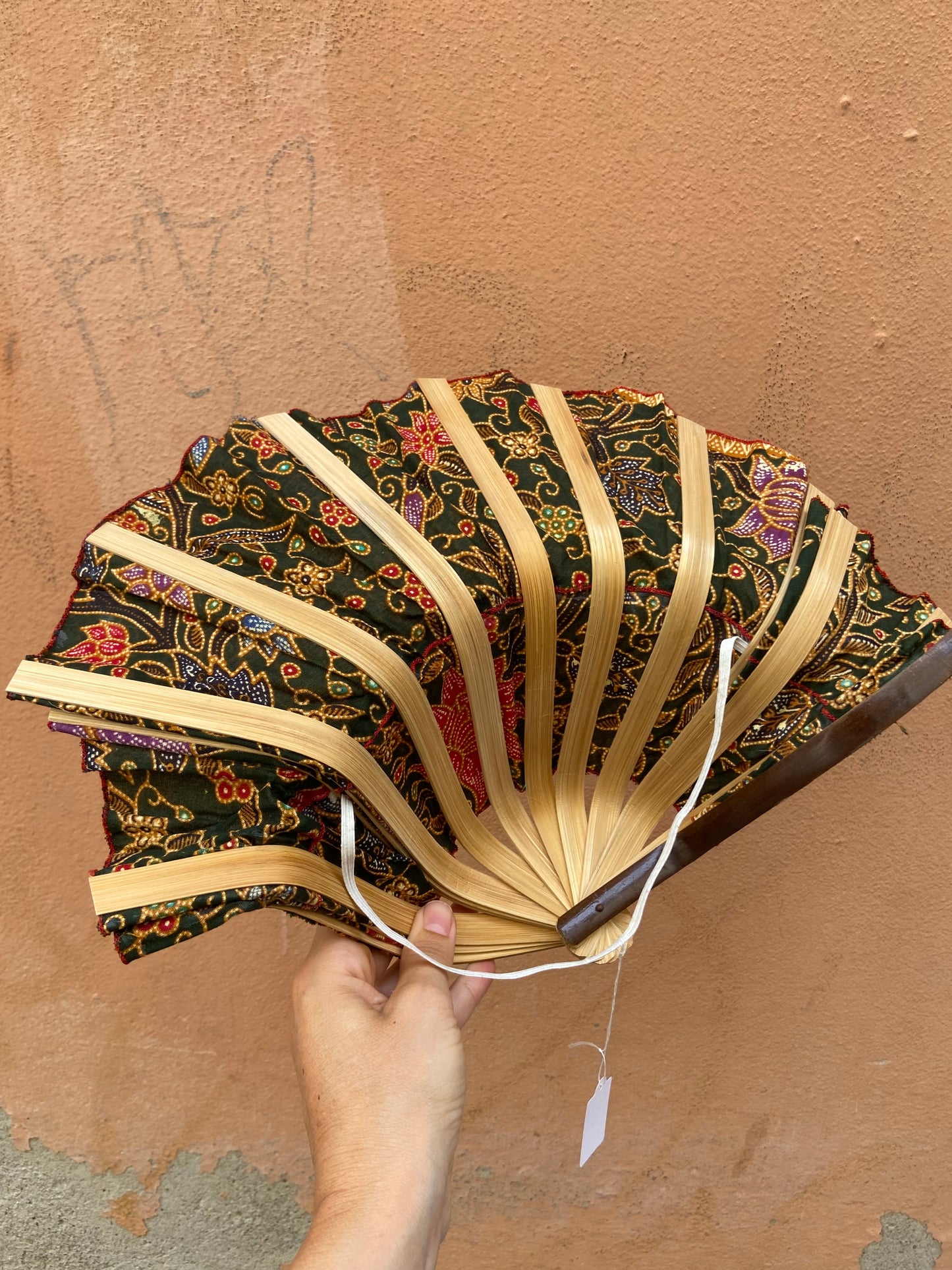 Cappello ventaglio in bambù