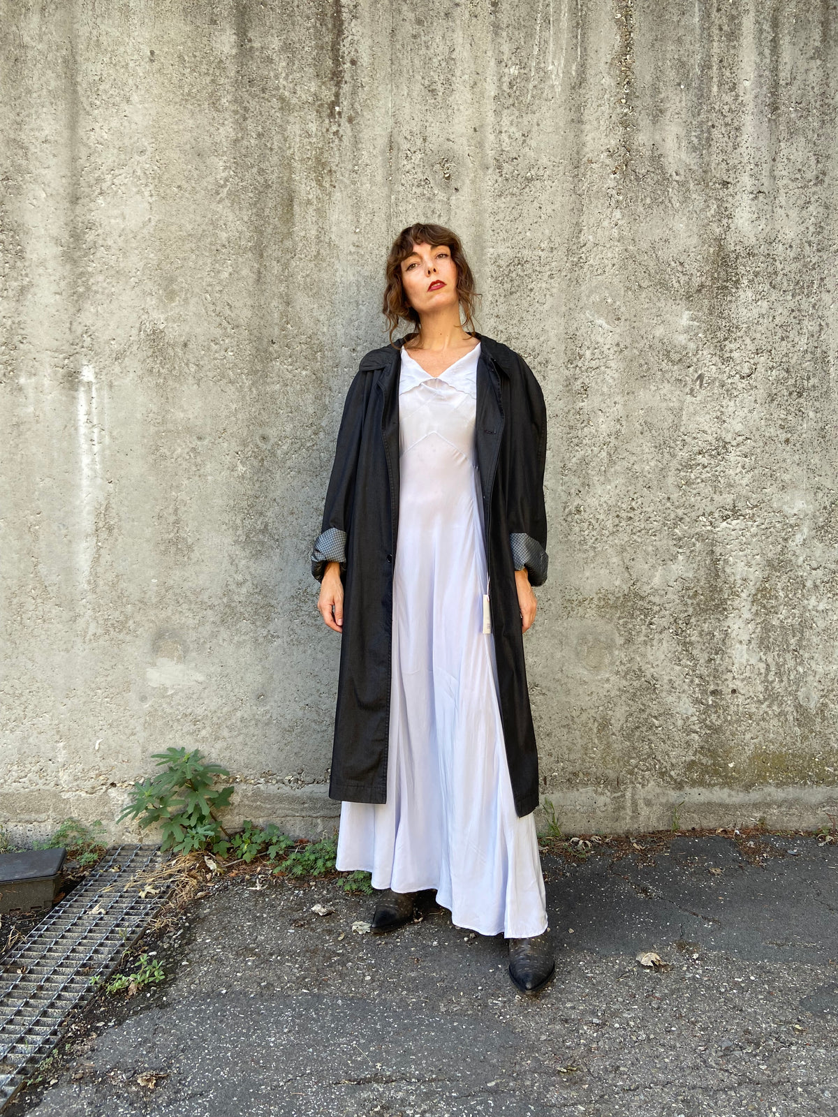 Trench antracite oversize