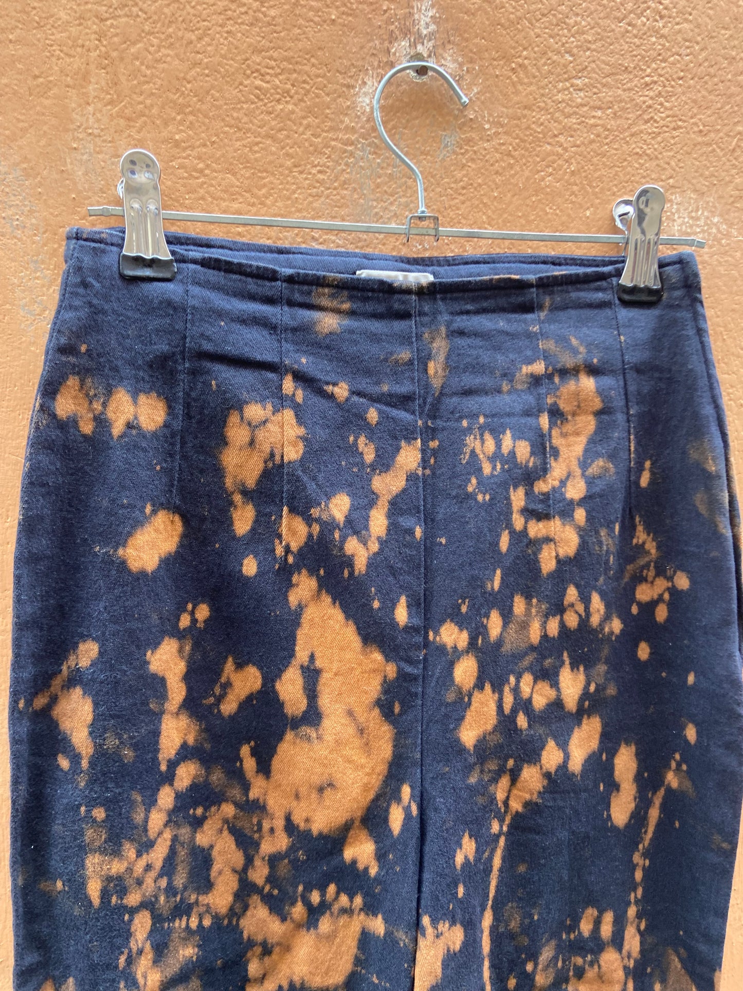 Pantalone Capri, anni 2000