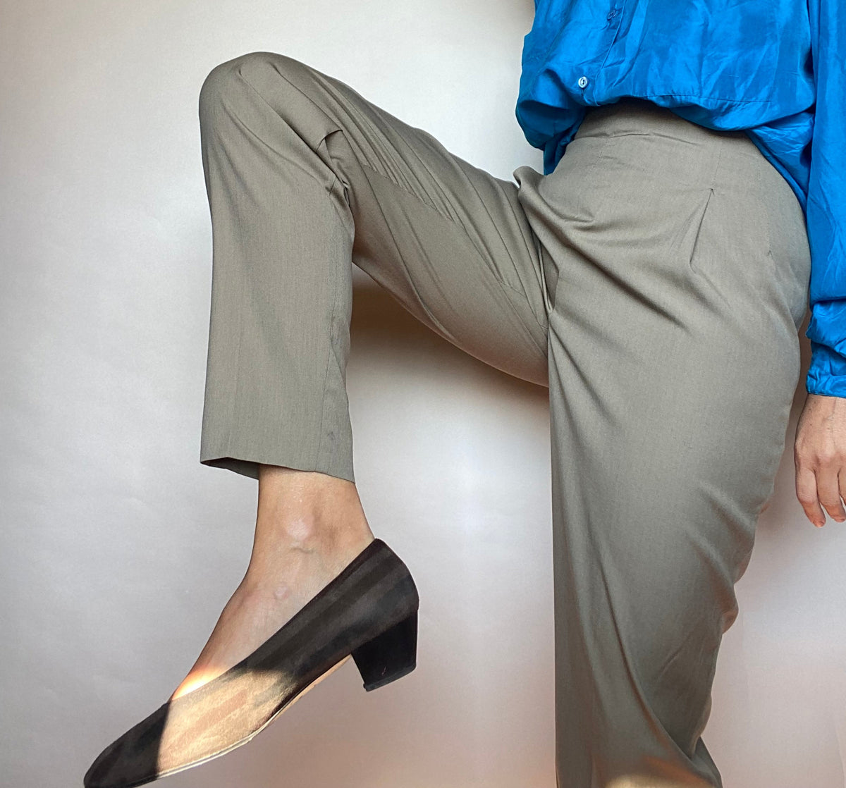 Pantalone cachi vita alta