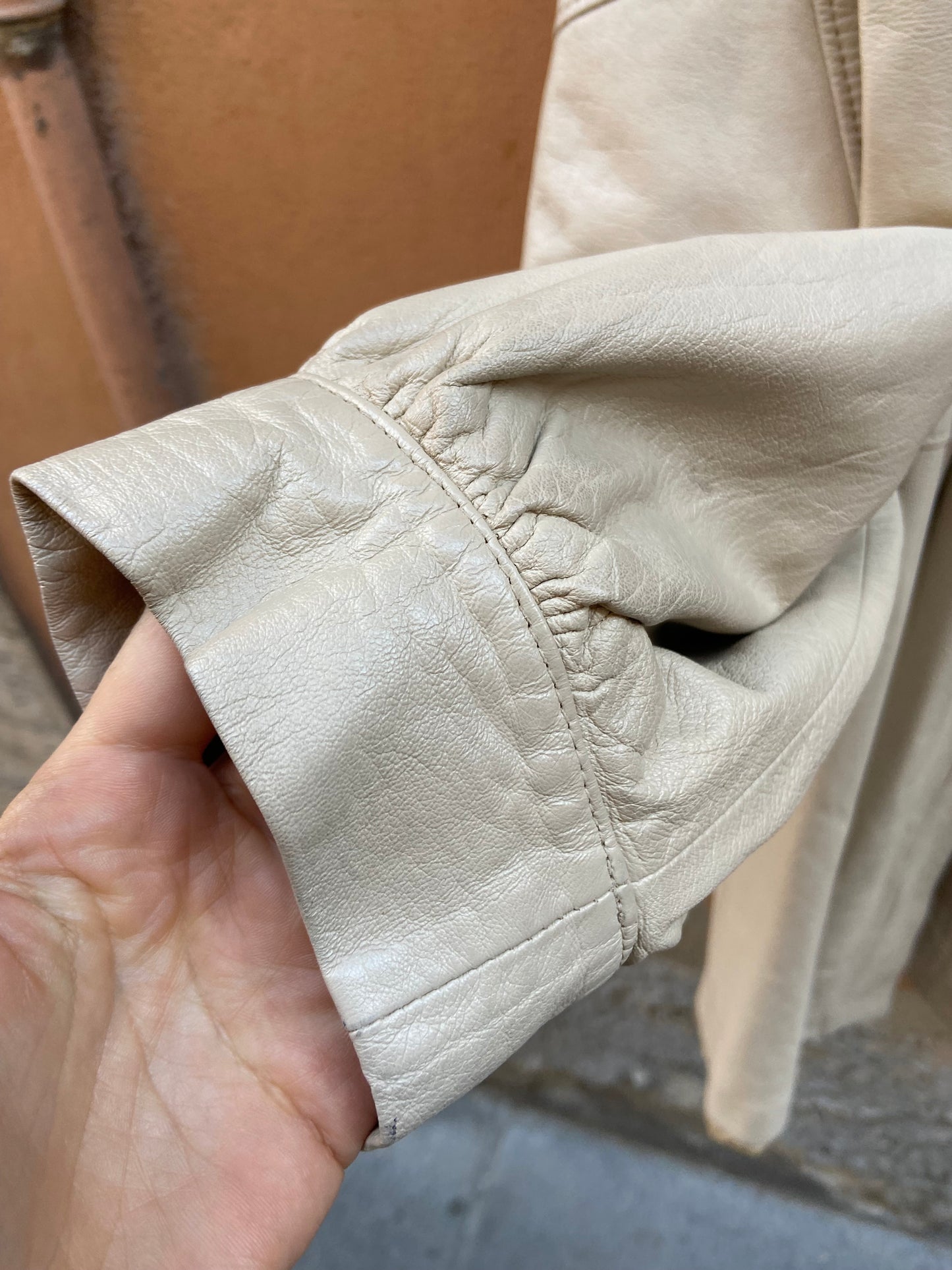 Giacca pelle crema
