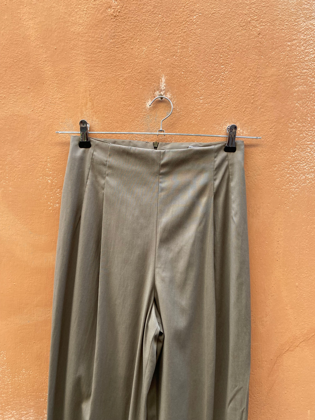 Pantalone cachi vita alta