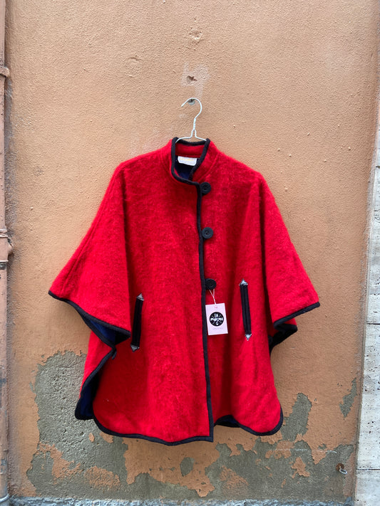Mantella vintage