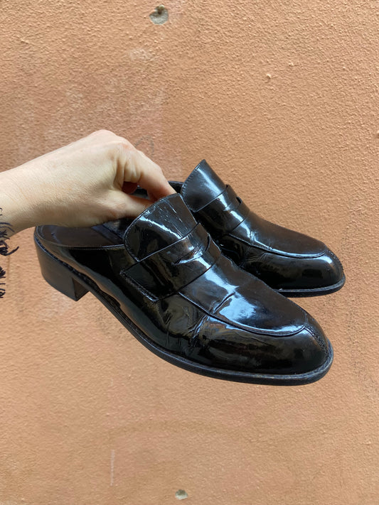 Mules in vernice 37