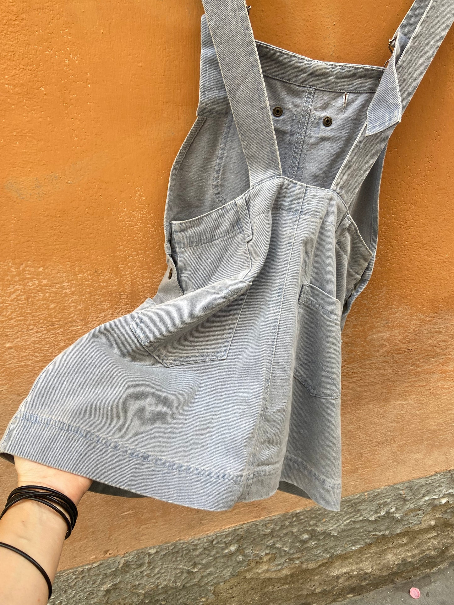 Salopette jeans con gonna