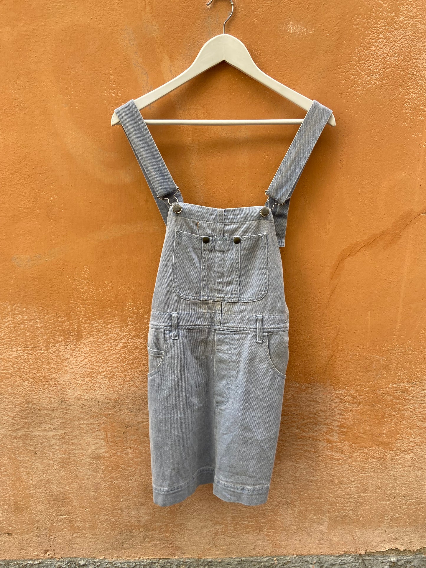 Salopette jeans con gonna