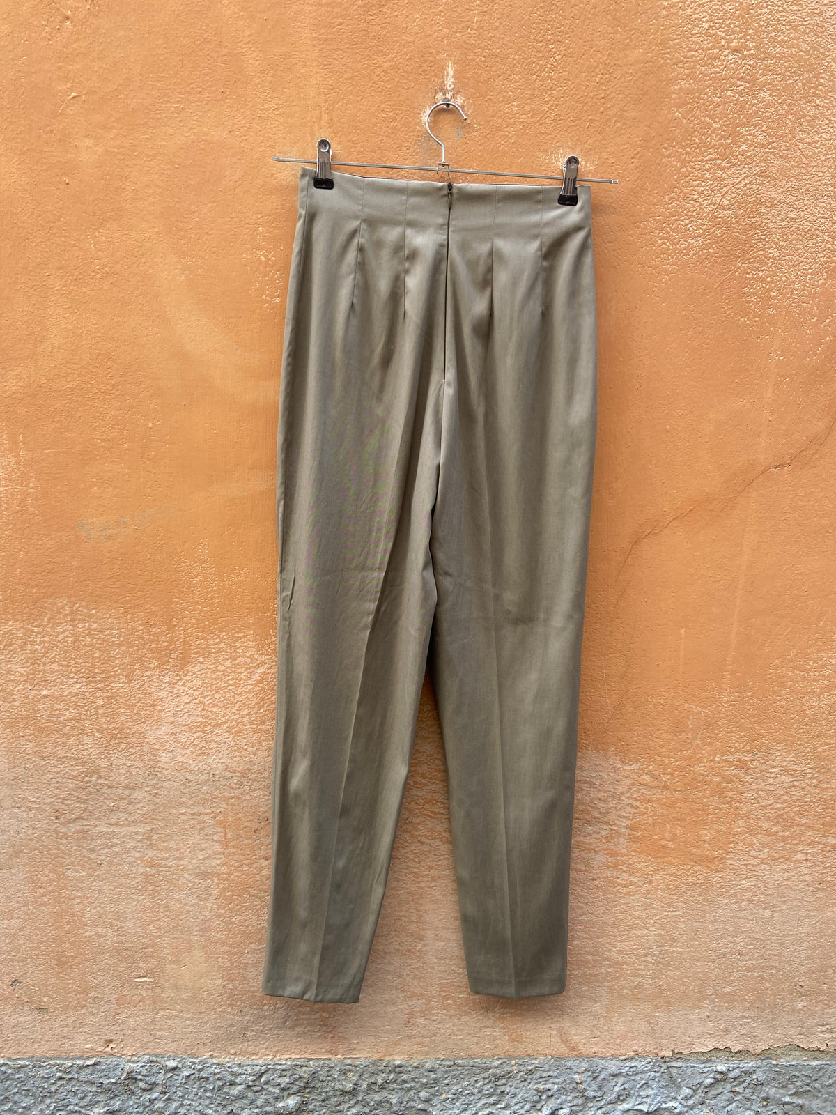 Pantalone cachi vita alta