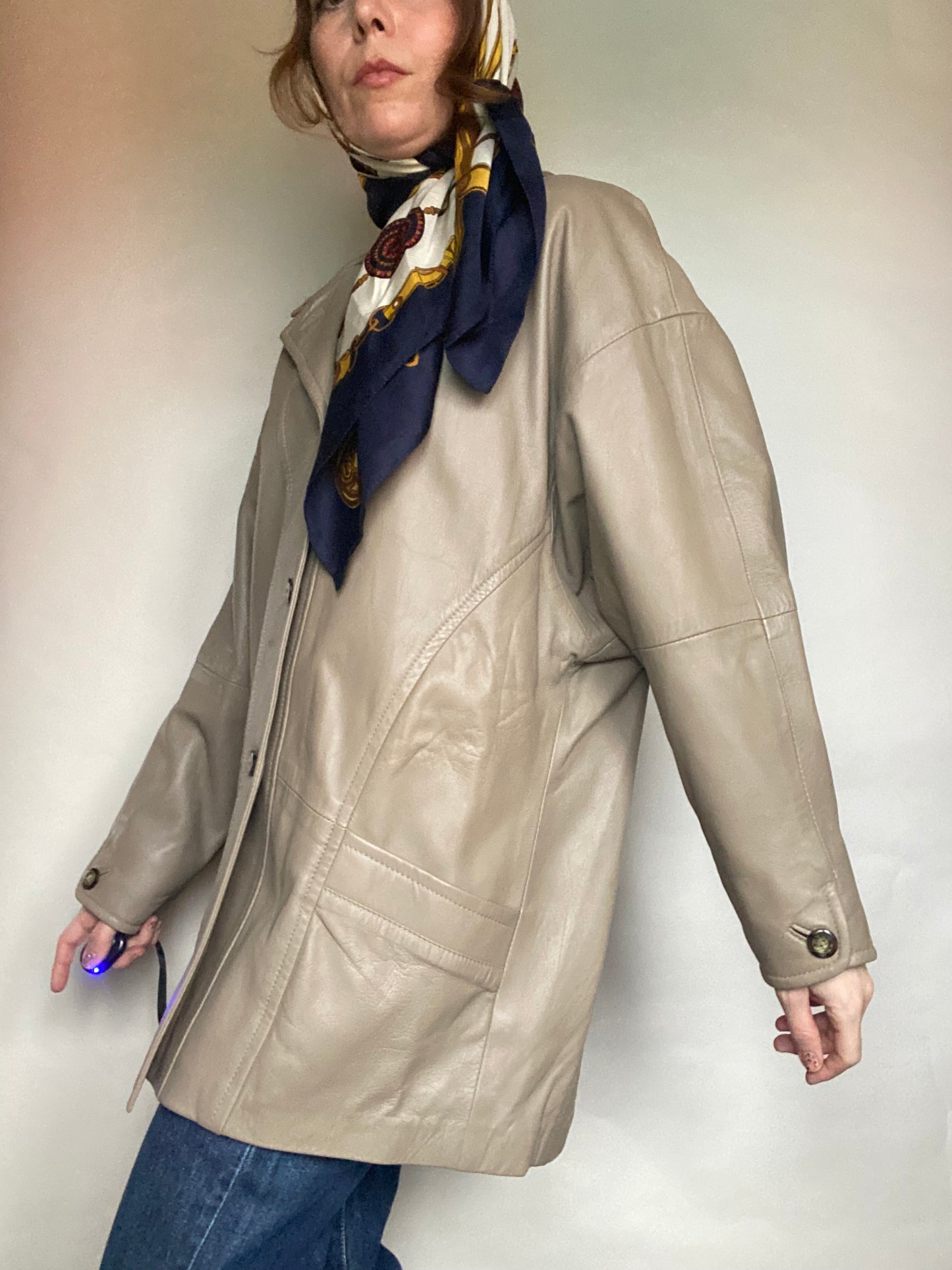 Giacca pelle tortora oversize