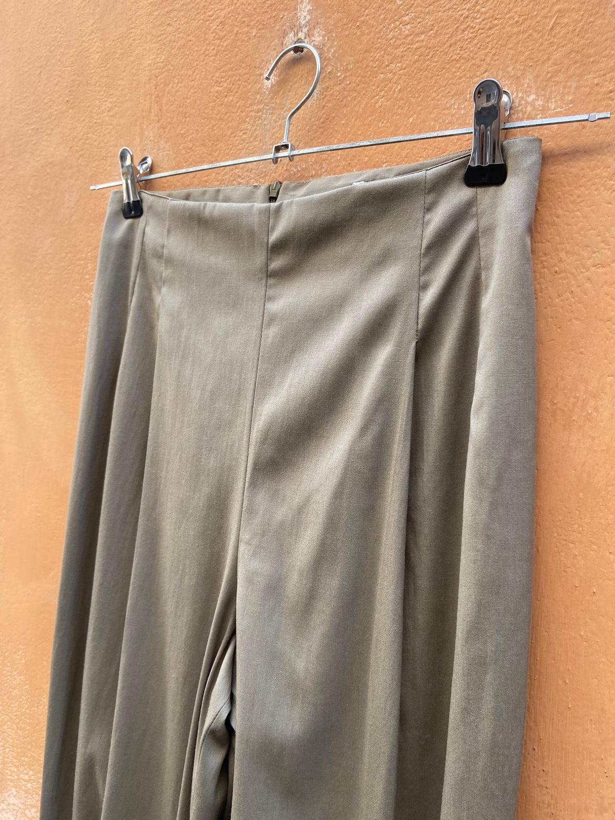 Pantalone cachi vita alta