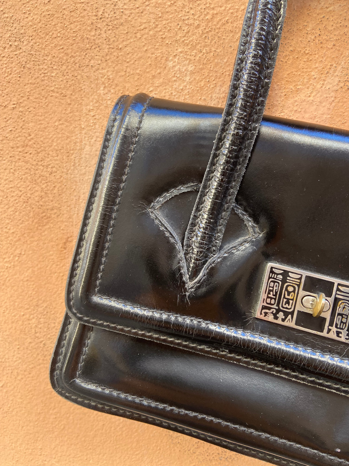 Borsetta vintage vernice