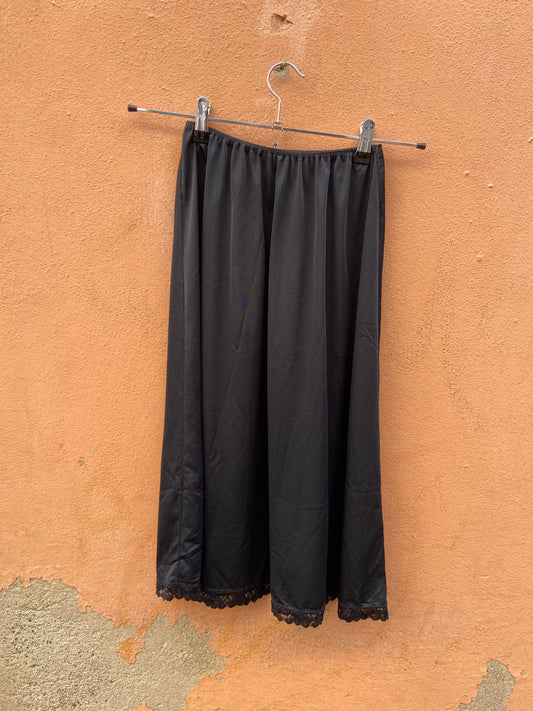 Midi lingerie nera